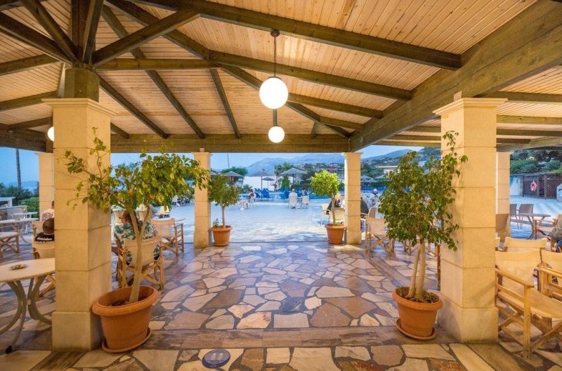 Kréta Hersonissos utazás Semiramis Village