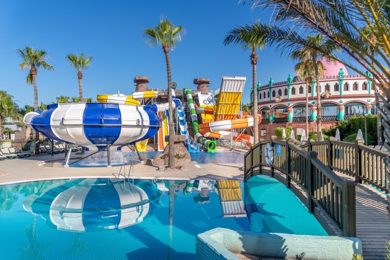 Side utazás Sentido Kamelya Fulya