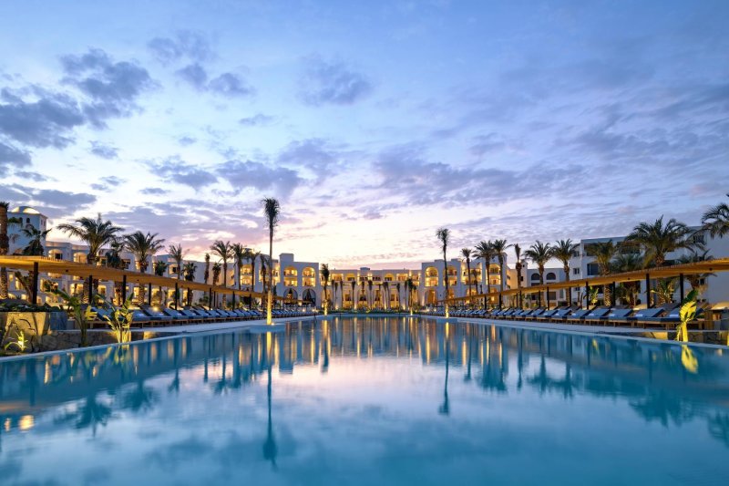 Hurghada utazás Serry Beach Resort