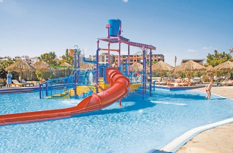 Hurghada utazás Sindbad Club