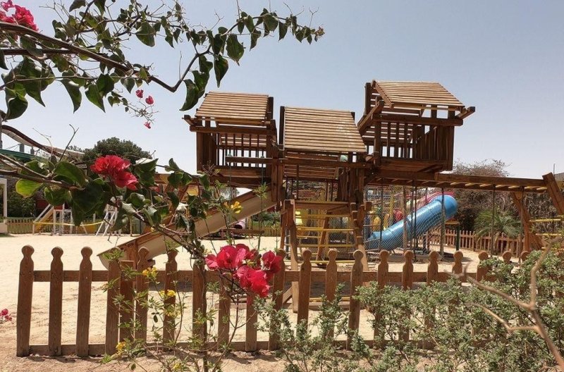 Hurghada utazás Sindbad Club