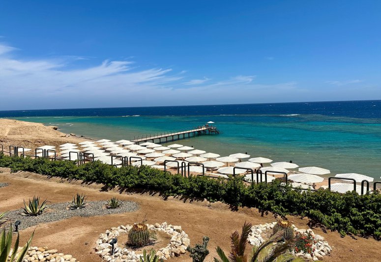 Marsa Alam utazás Sirena Beach Resort & Spa