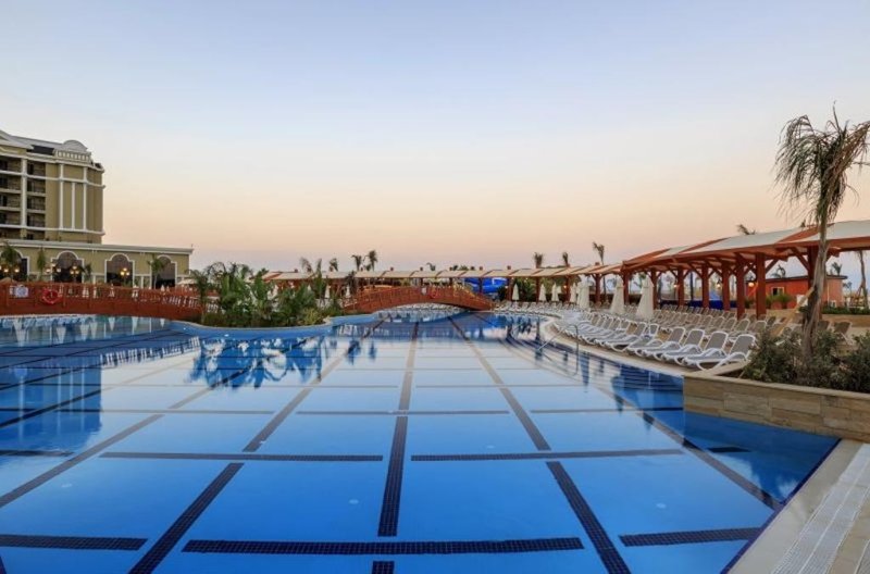 Kusadasi utazás Sunis Efes Royal Palace