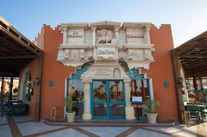 Hurghada utazás Sunrise Garden Beach