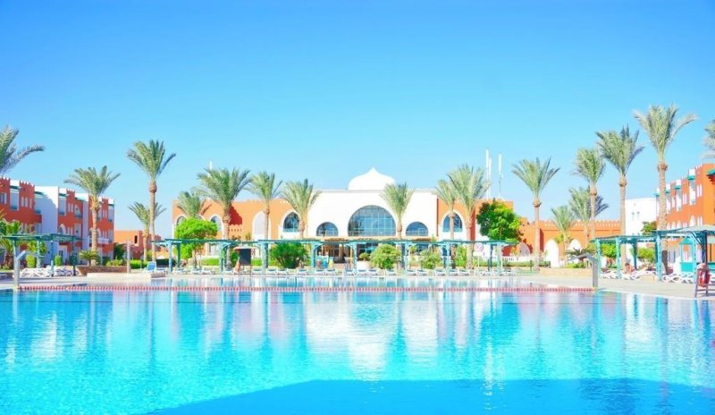 Hurghada utazás Sunrise Garden Beach