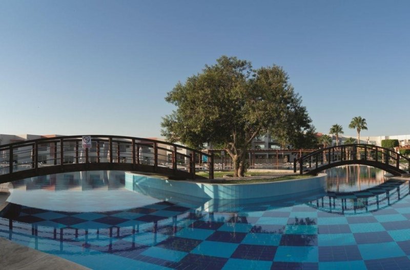 Hurghada utazás Sunrise Grand Select Crystal Bay Resort