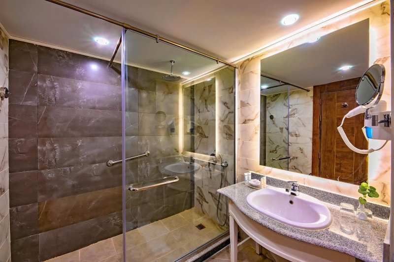 Hurghada utazás Titanic Beach Spa Aqua Park