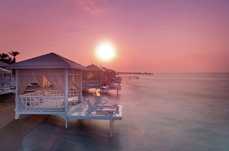 Antalya utazás Titanic Deluxe Lara