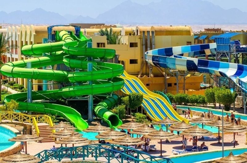 Hurghada utazás Titanic Palace Resort