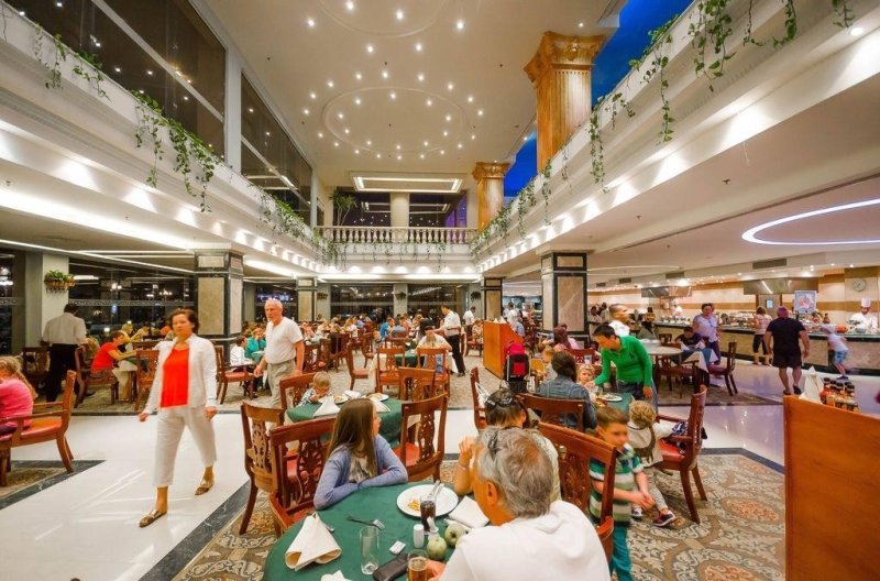 Hurghada utazás Titanic Palace Resort