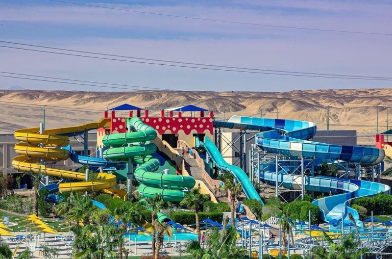 Hurghada utazás Titanic Resort & Aquapark