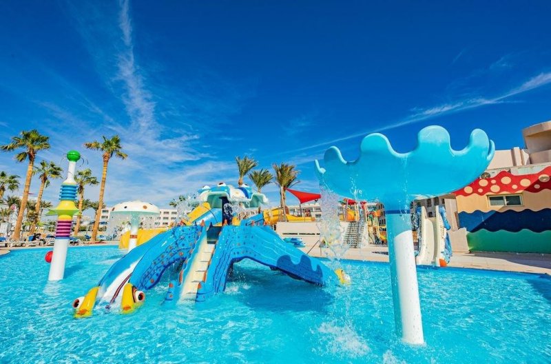 Hurghada utazás Titanic Resort & Aquapark