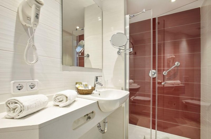 Mallorca utazás Universal Perla 