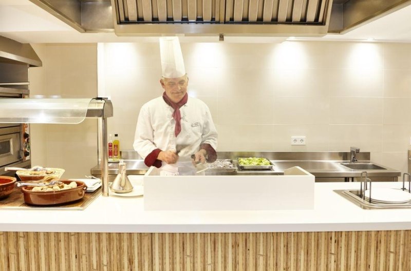 Mallorca utazás Universal Perla 