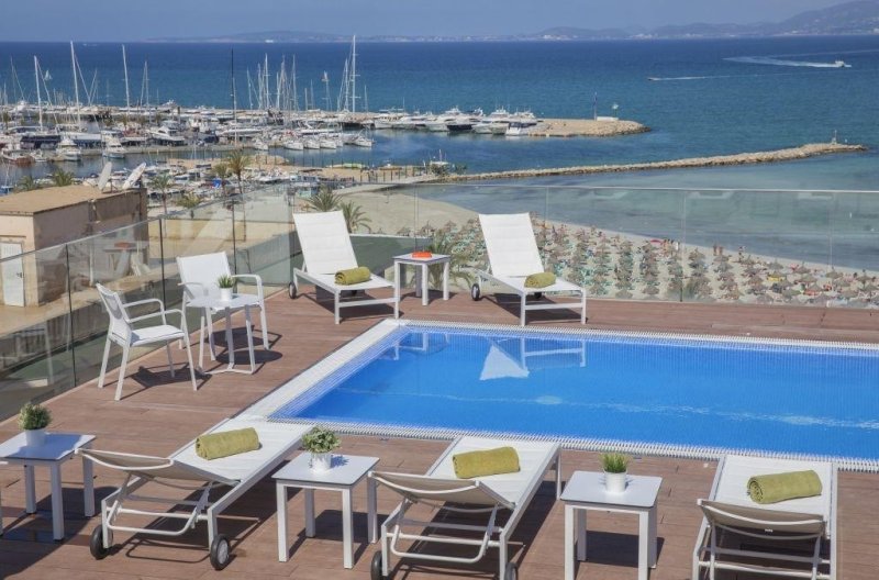 Mallorca utazás Whala! Beach