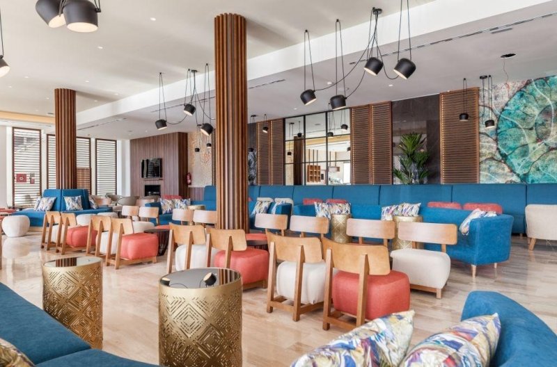 Mallorca utazás Zafiro Palace Palmanova