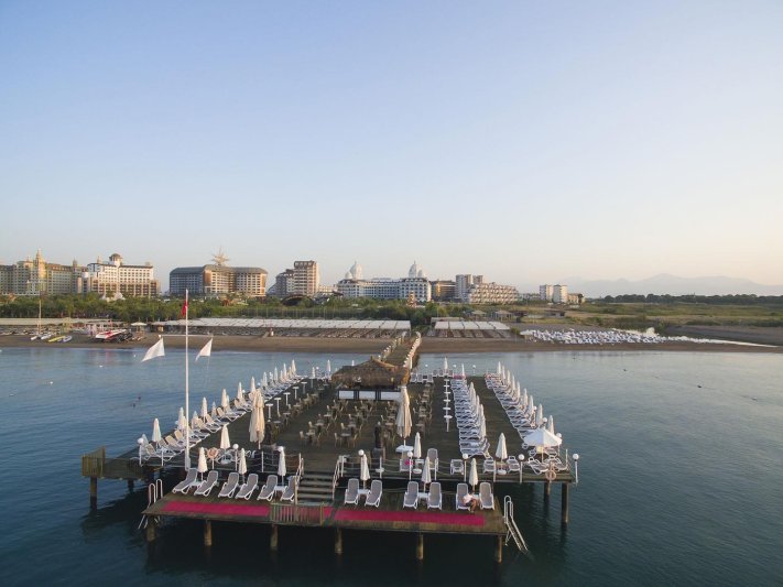 Antalya utazás Adalya Elite Lara