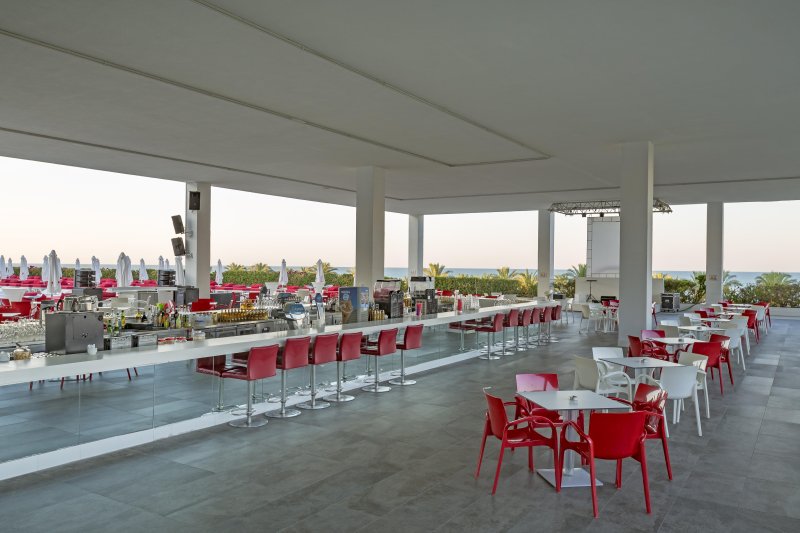 Belek utazás Adam & Eve