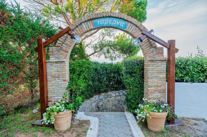 Peloponnészoszi-félsziget utazás Aithrio Hotel