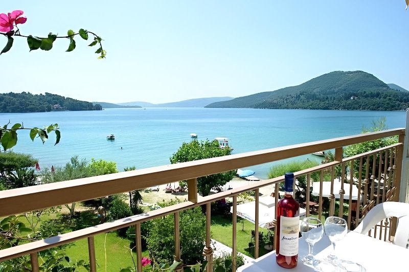 Lefkada-sziget utazás Akrogiali