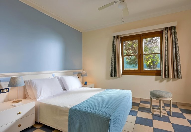 Peloponnészoszi-félsziget utazás Aldemar Olympian Village