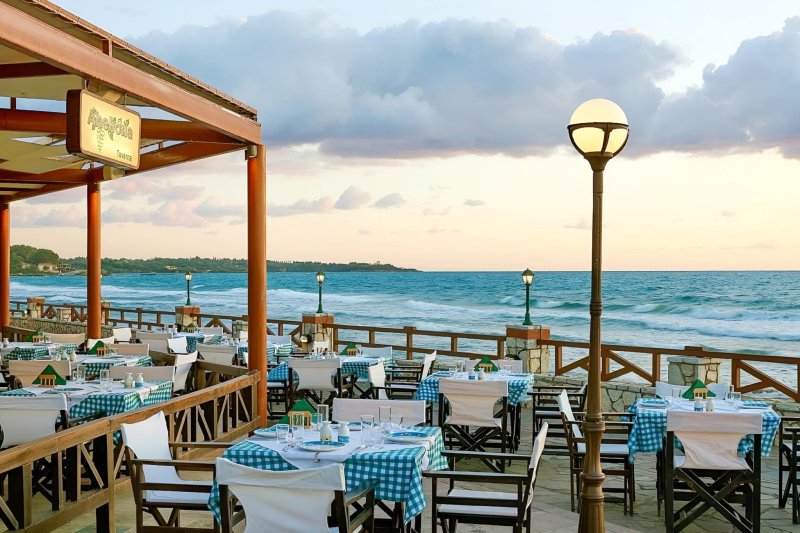 Peloponnészoszi-félsziget utazás Aldemar Olympian Village