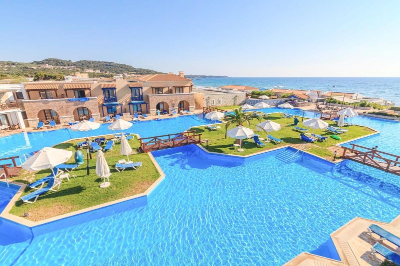 Peloponnészoszi-félsziget utazás Aldemar Olympian Village Suites