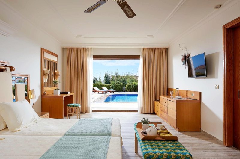 Peloponnészoszi-félsziget utazás Aldemar Olympian Village Suites