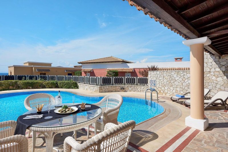 Peloponnészoszi-félsziget utazás Aldemar Olympian Village Suites