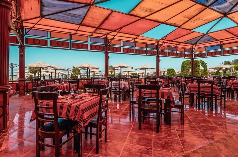 Hurghada utazás AMC Royal Hotel