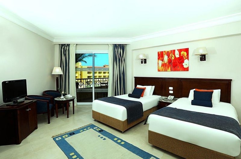 Hurghada utazás Amwaj Beach Club Abu Soma