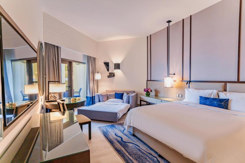 Dubai utazás Amwaj Rotana Jumeirah Beach