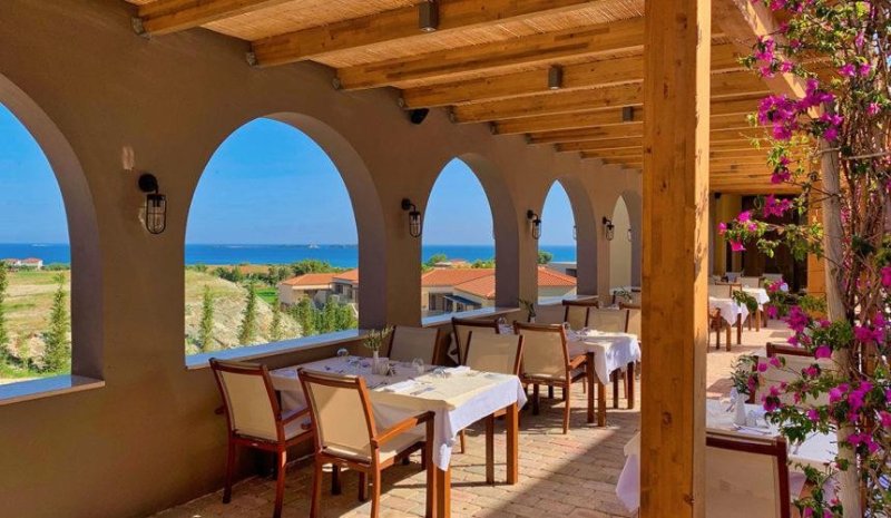 Kefalónia utazás Apollonion Asterias Resort & Spa