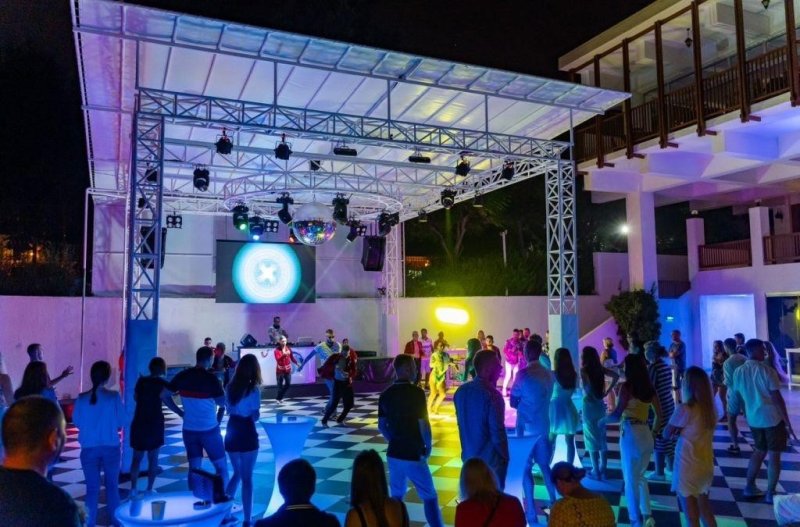 Kemer utazás Aqi Hydros Club