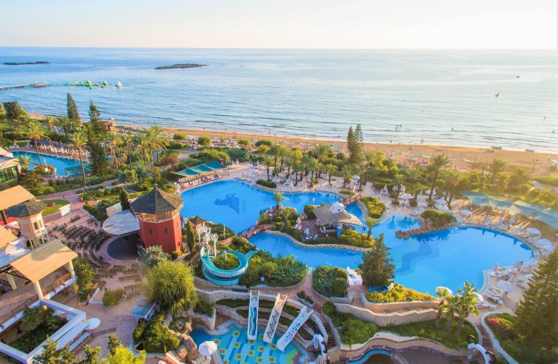 Alanya utazás Aqi Pegasos Royal