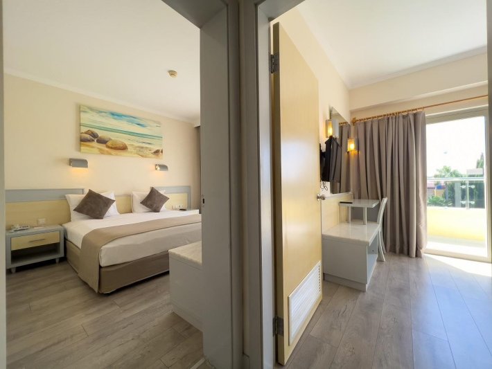 Side utazás Pegasos World