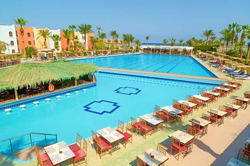 Hurghada utazás Arabia Azur Resort