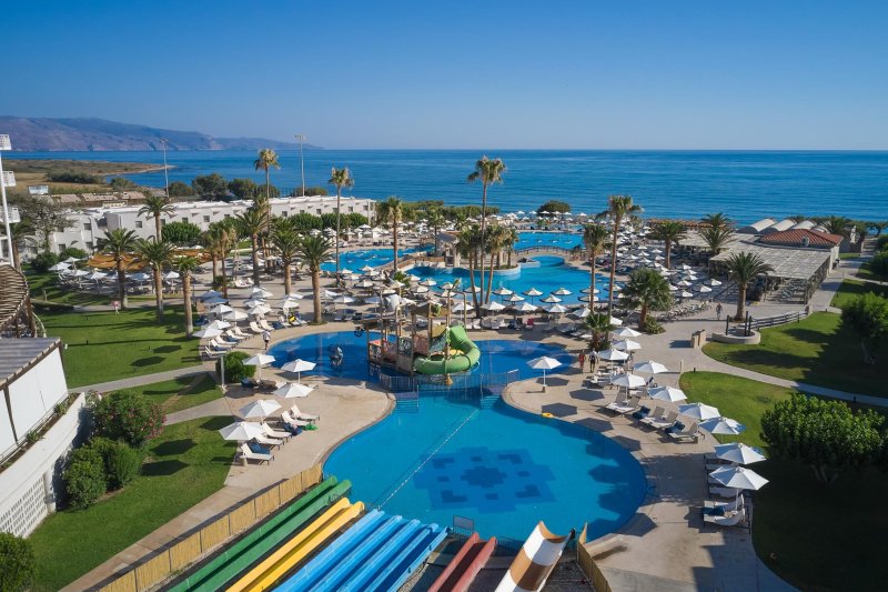 Kréta Platanias utazás Atlantica Ocean Beach