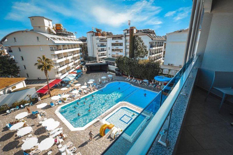 Alanya utazás Avena Resort & Spa