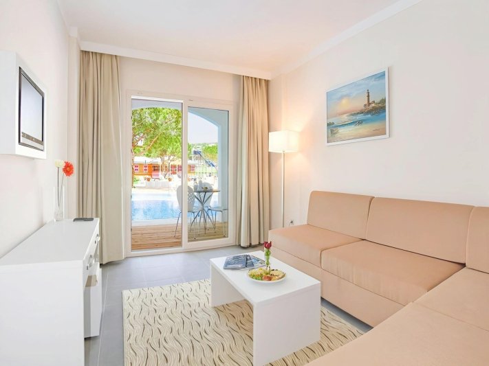 Kusadasi utazás Batihan Beach Resort