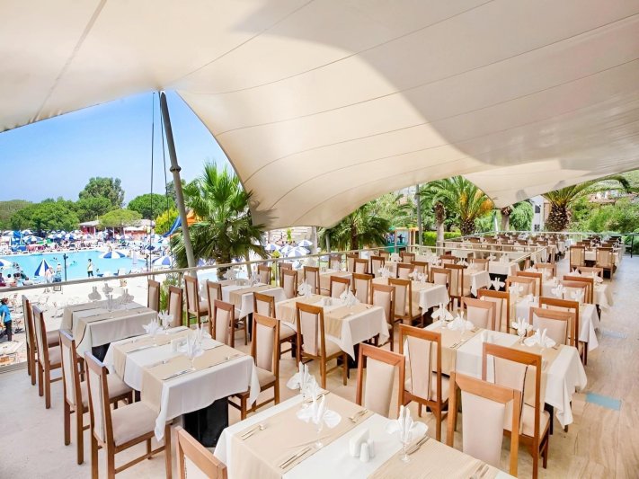 Kusadasi utazás Batihan Beach Resort