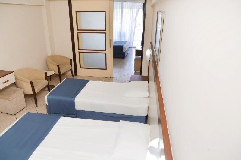 Kusadasi utazás Batihan Beach Resort