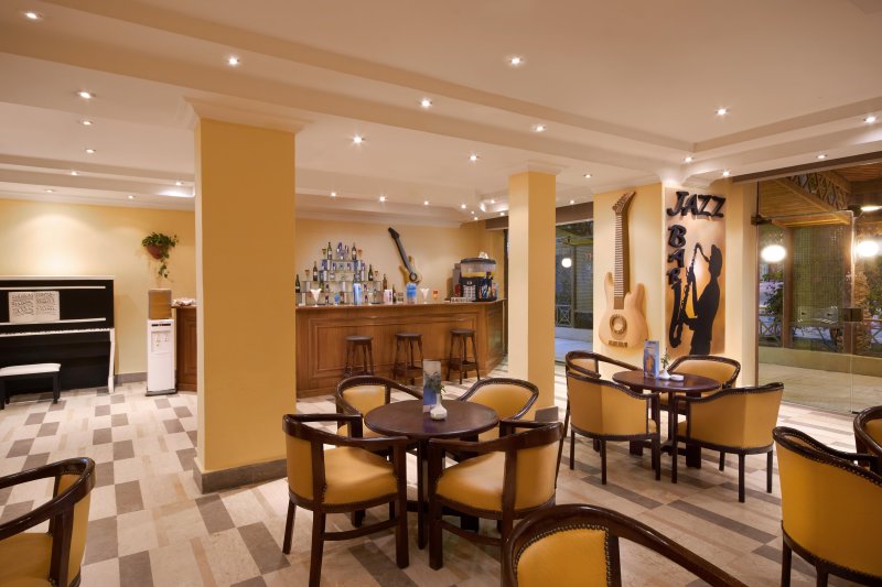 Hurghada utazás Bel Air Azur Resort