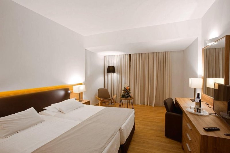 Rodosz Faliraki utazás Calypso Palace