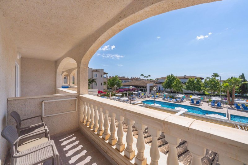 Mallorca utazás Caprice Isabel Aparthotel