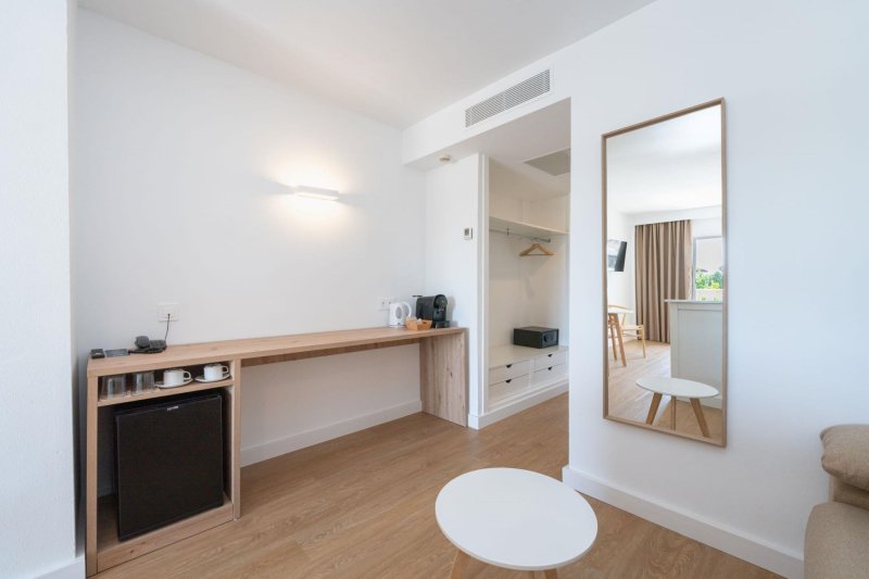 Mallorca utazás Caprice Isabel Aparthotel