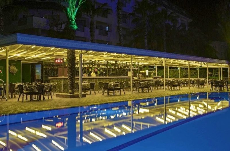 Alanya utazás Caretta Beach