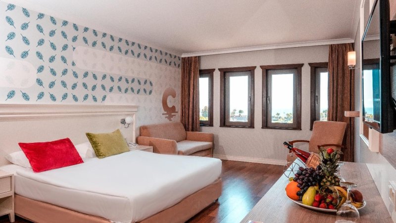 Side utazás Club Calimera Serra Palace