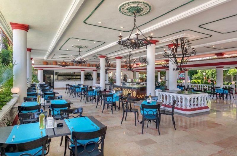 Antalya utazás Club Hotel Sera