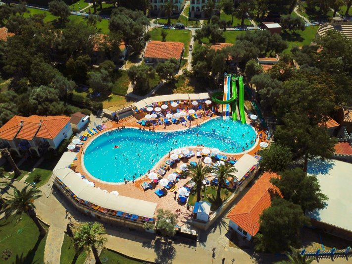 Kusadasi utazás Club Resort Atlantis